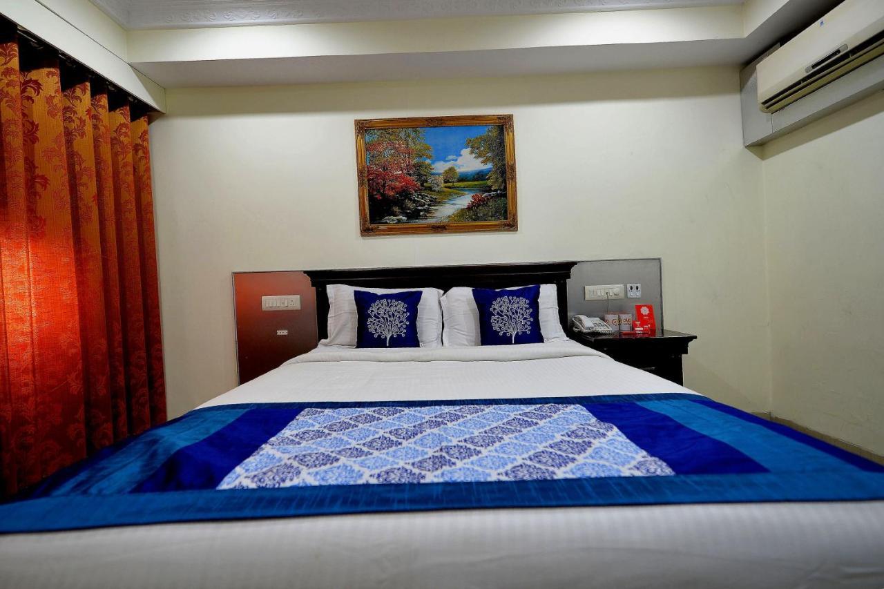 Capital O Hotel Central Park Near Birla Mandir Hajdarabad Zewnętrze zdjęcie