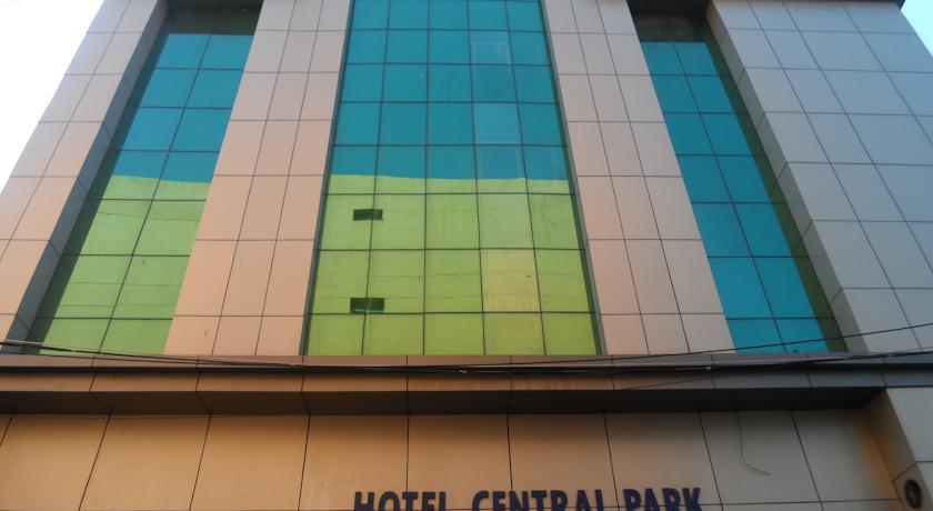 Capital O Hotel Central Park Near Birla Mandir Hajdarabad Zewnętrze zdjęcie